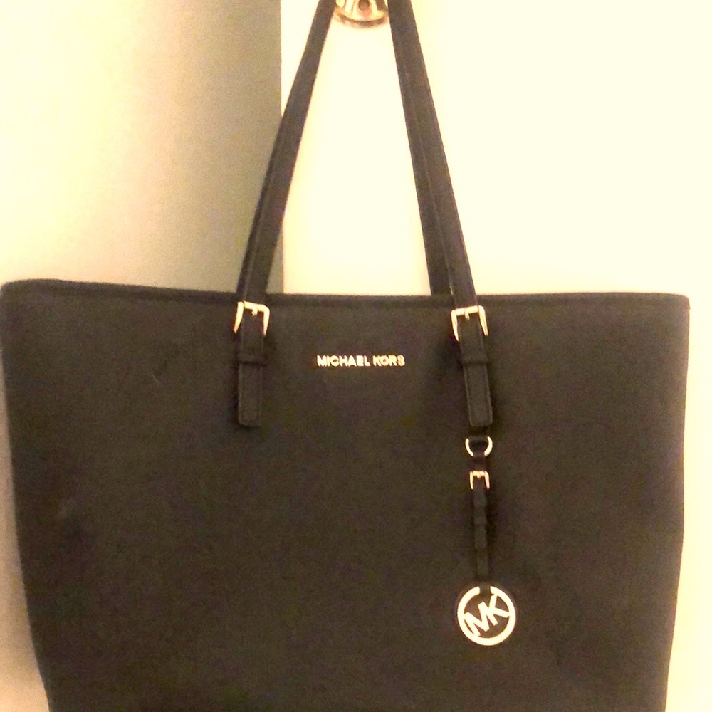 Michael Kors Authentic Black Leather Tote (purchased @ Lisbon, Portugal store)
